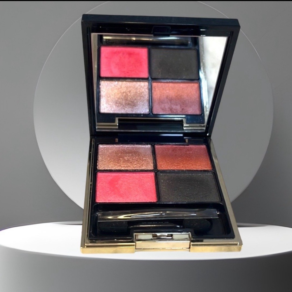 SUQQU Designing COLOR EYES  125 HIKARIBORE EYESHADOW PALETTE